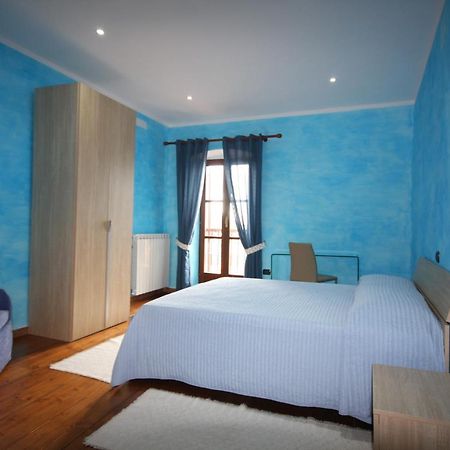 B&B Linu Ruiu Santu Lussurgiu Buitenkant foto