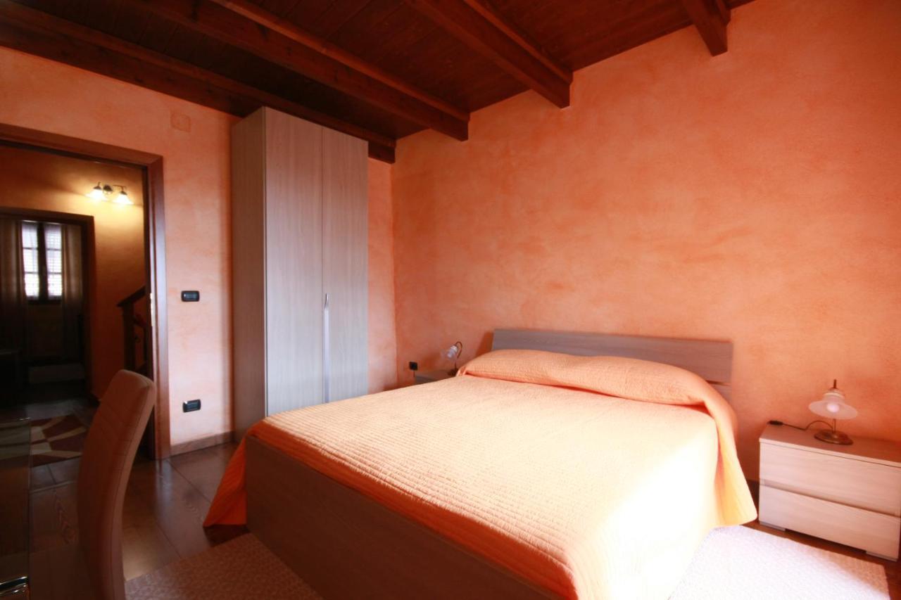 B&B Linu Ruiu Santu Lussurgiu Buitenkant foto